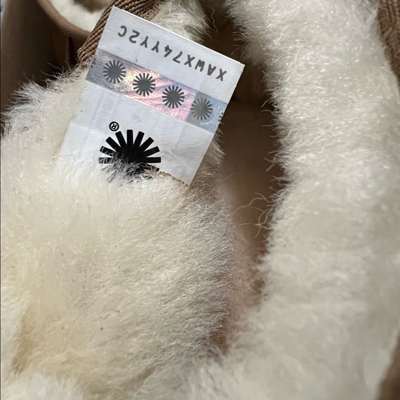 UGG ULTRA MINI CLASSIC BOOTS CHESTNUT NIB READY TO SHIP - Picture 11 of 11